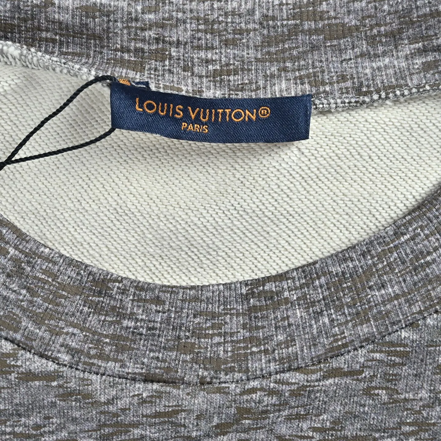 Louis Vuitton/Louis Vuitton Gray all-over reflective printed crew neck sweatshirt